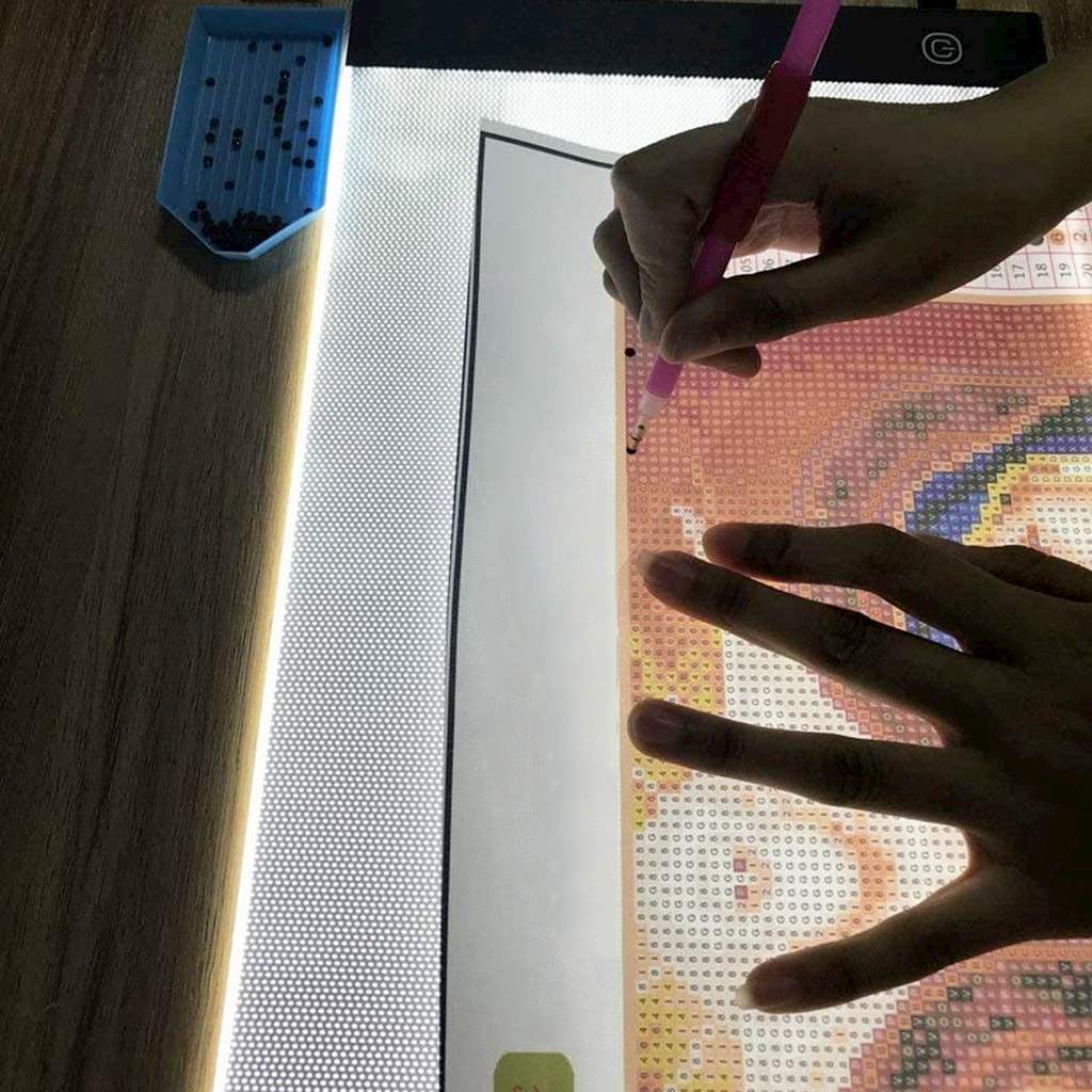 Ultra-Thin Dimmable 3.5mm A4 LED Light Box – Diamond Painting Pro
