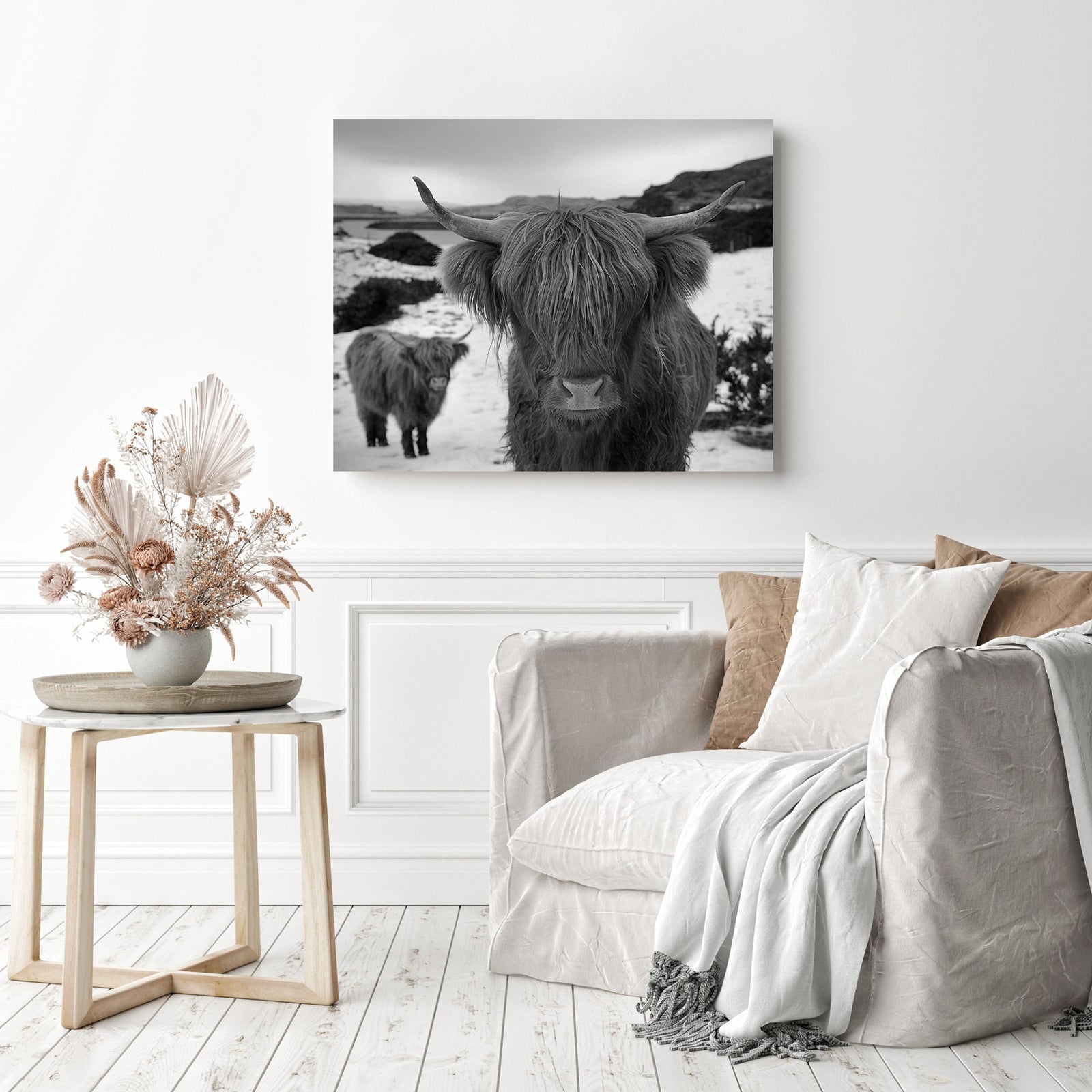 Black White Highland Cow | Diamond Painting Displayed as Home Decor