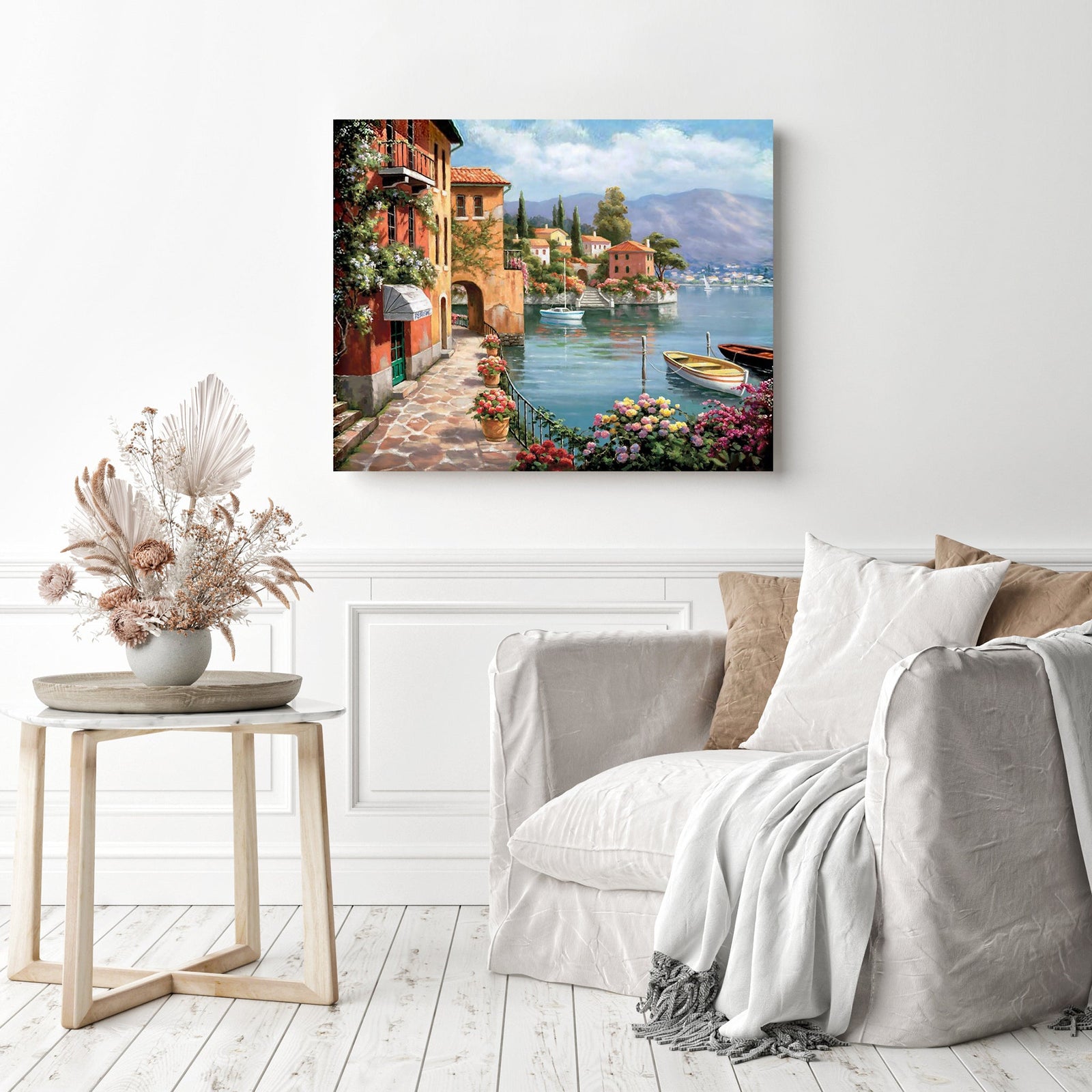 Venice Villa Seaside | Diamond Painting Displayed as Home Decor