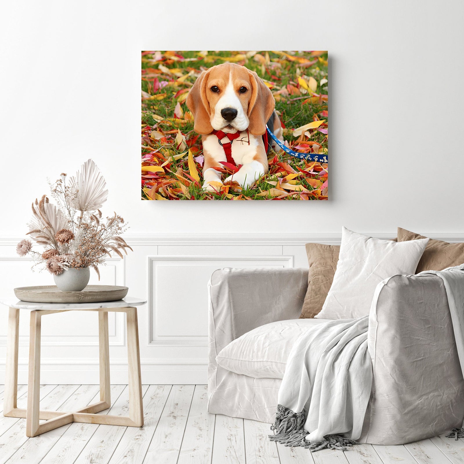 Beagle & Falling Leaves | Diamond Painting Displayed as Home Decor