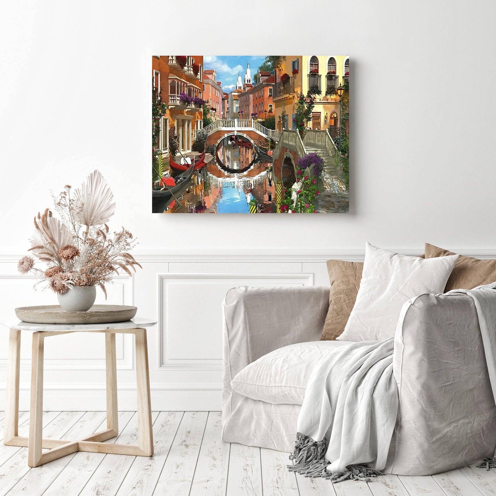 Venice Gondola | Diamond Painting Displayed as Home Decor