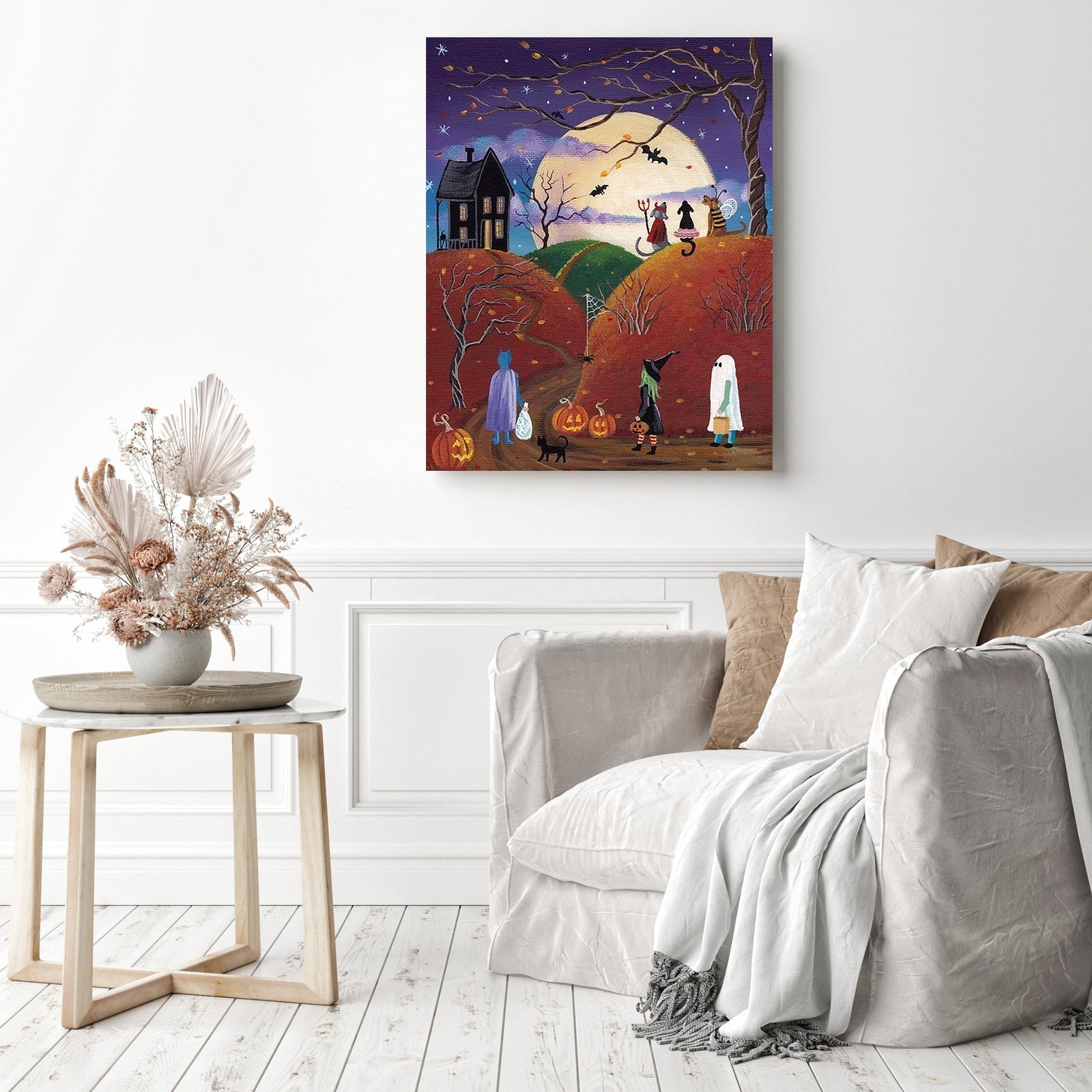 Halloween at Night | Diamond Painting Displayed as Home Decor