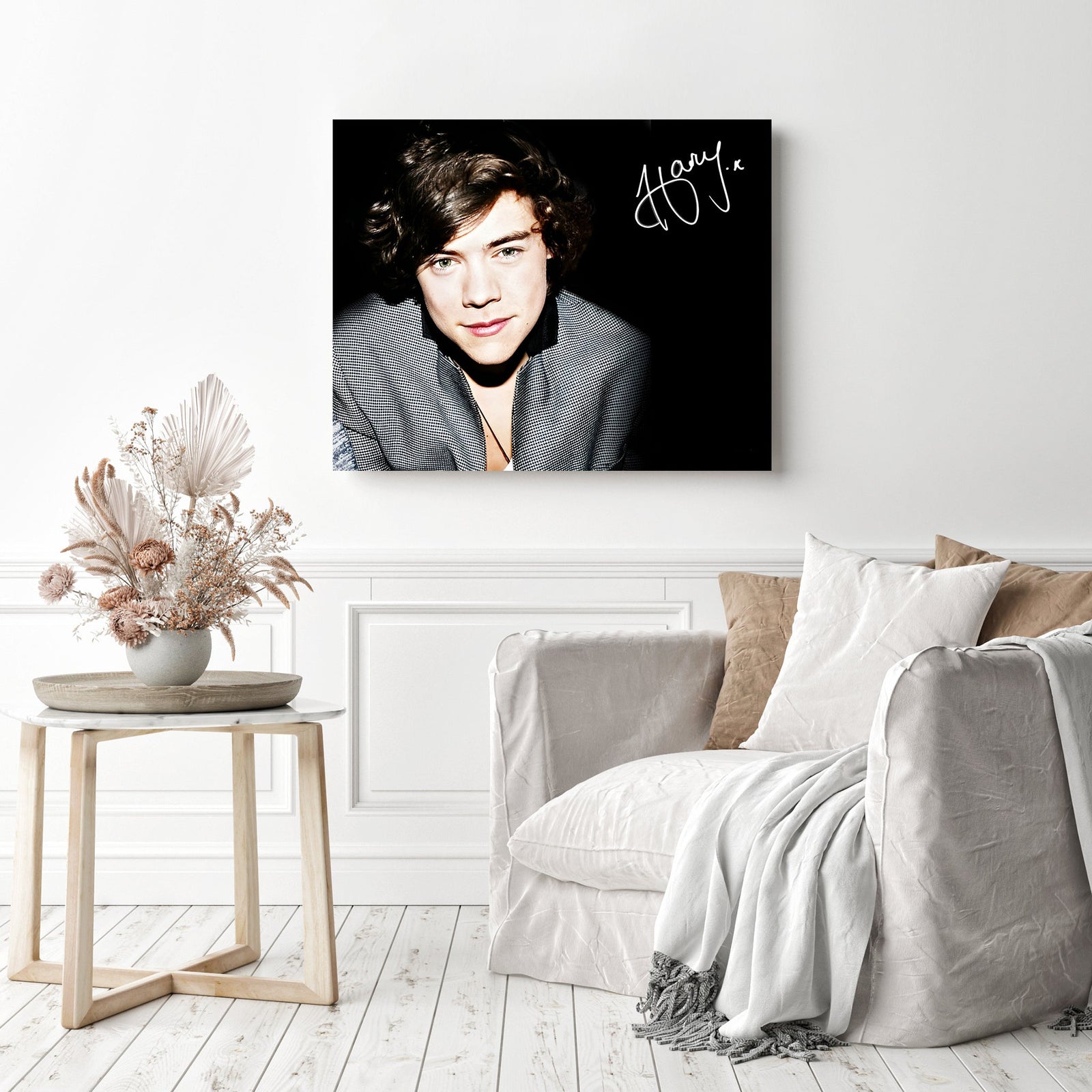 Harry Styles Signature | Diamond Painting Displayed as Home Decor