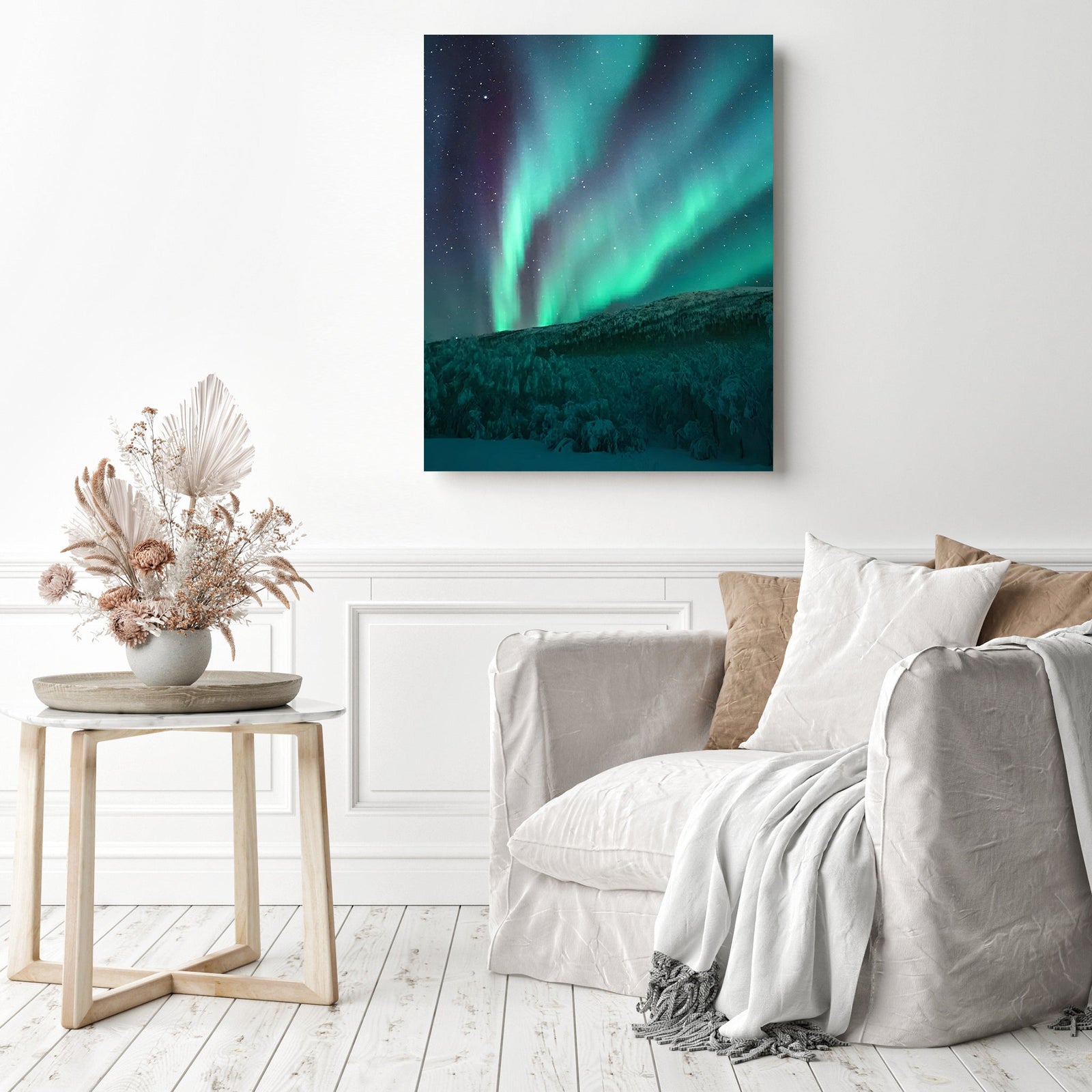 Northern Light | Diamond Painting Displayed as Home Decor