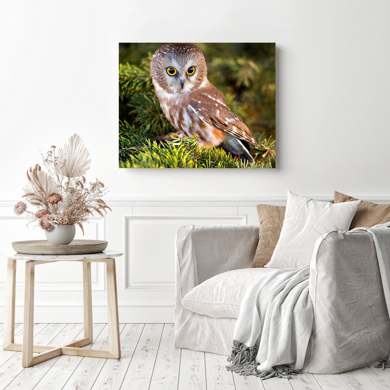 Owl Stare | Diamond Painting Displayed as Home Decor