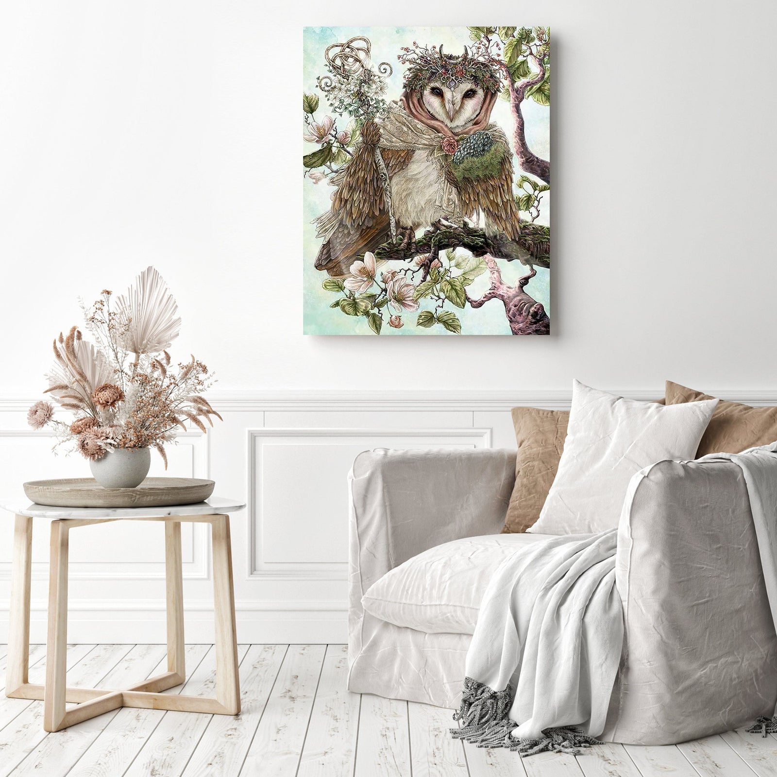 Owl's Judgement | Diamond Painting Displayed as Home Decor