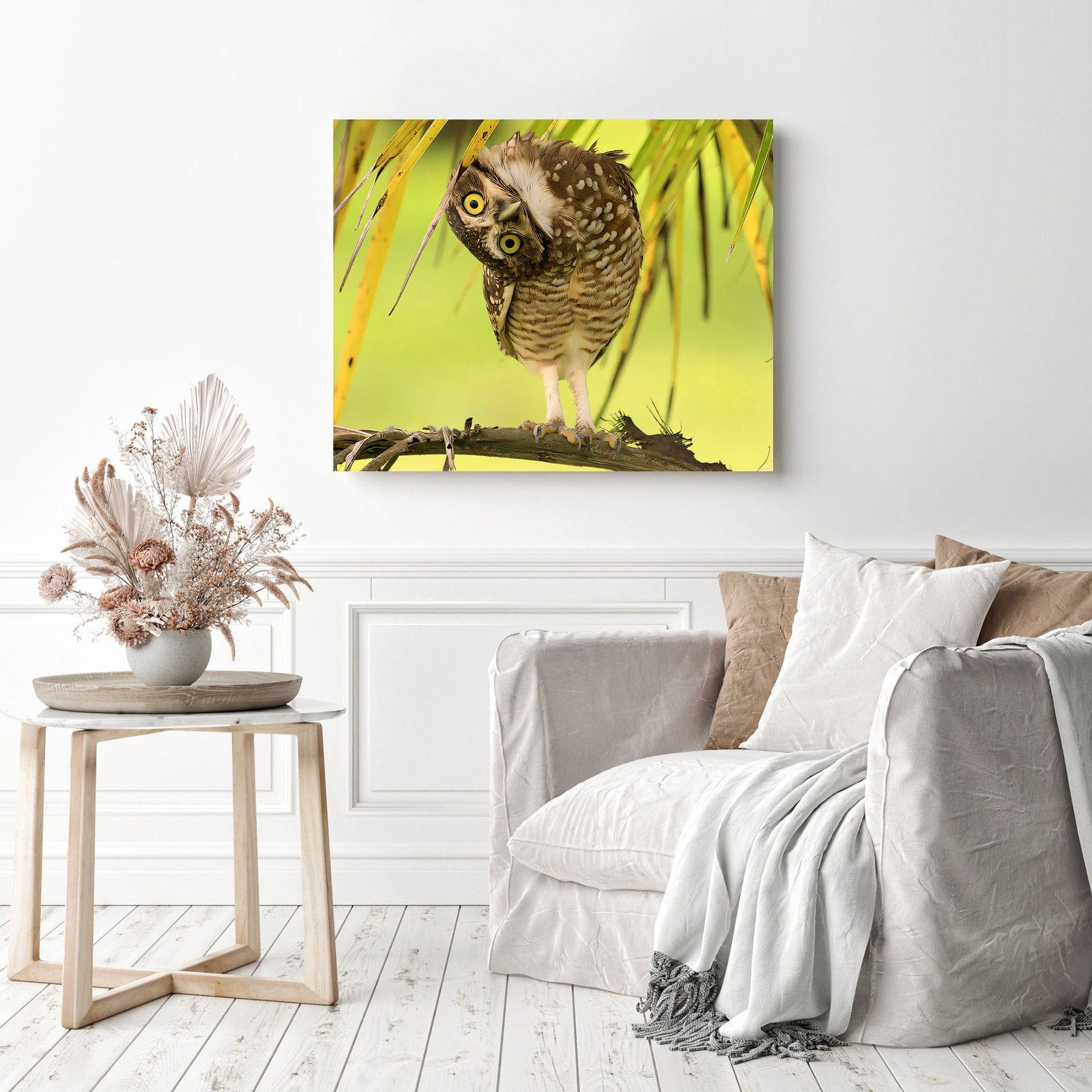 Owl's Twist | Diamond Painting Displayed as Home Decor