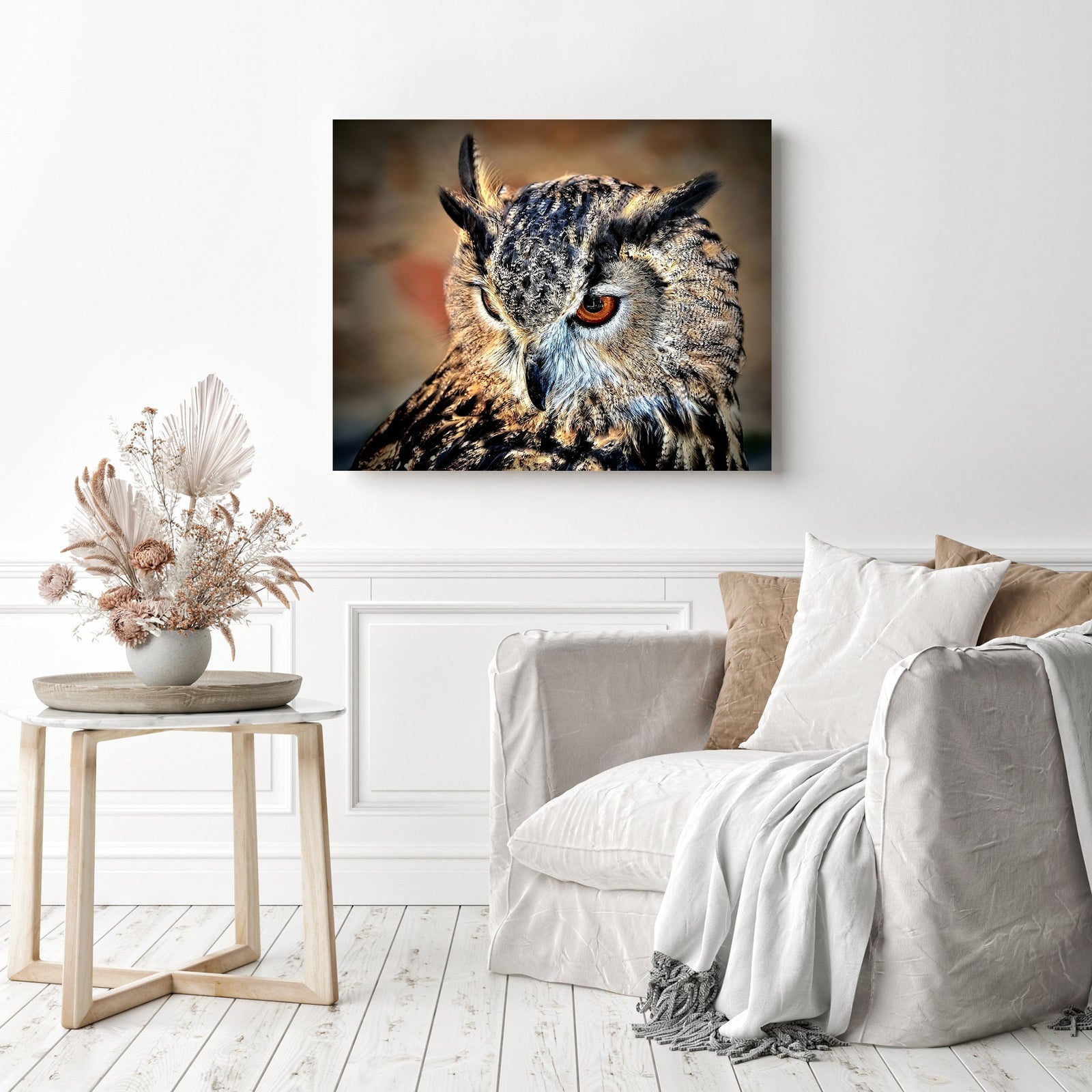 Close-up Owl | Diamond Painting Displayed as Home Decor