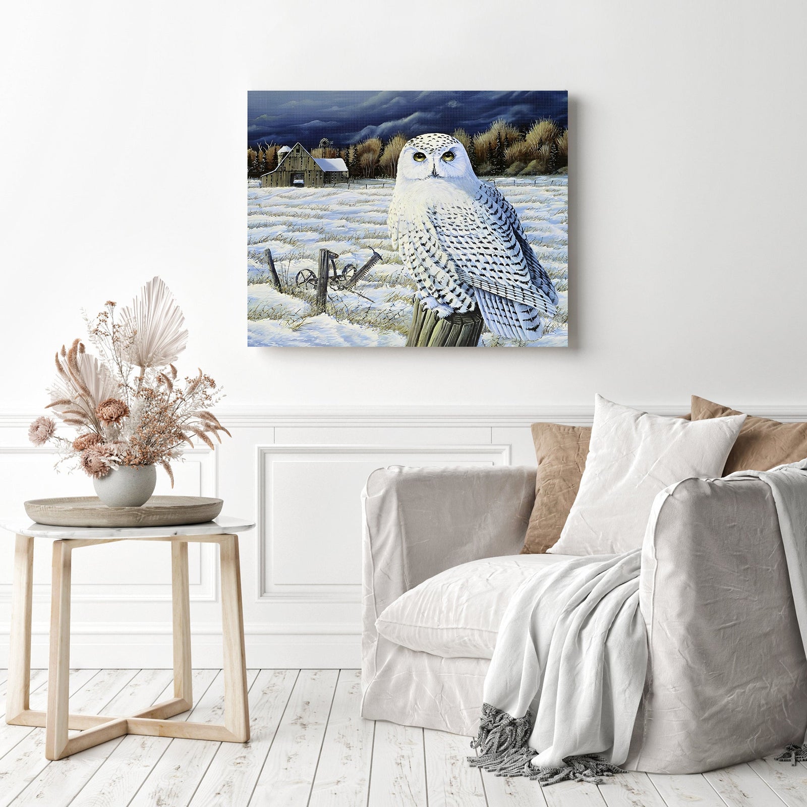 Snow Owl | Diamond Painting Displayed as Home Decor