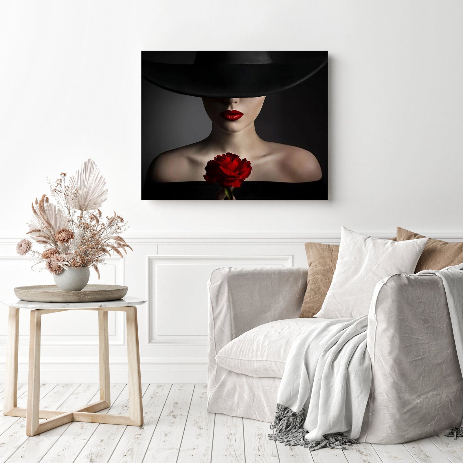 Roses and Red Lips | Diamond Painting Displayed as Home Decor