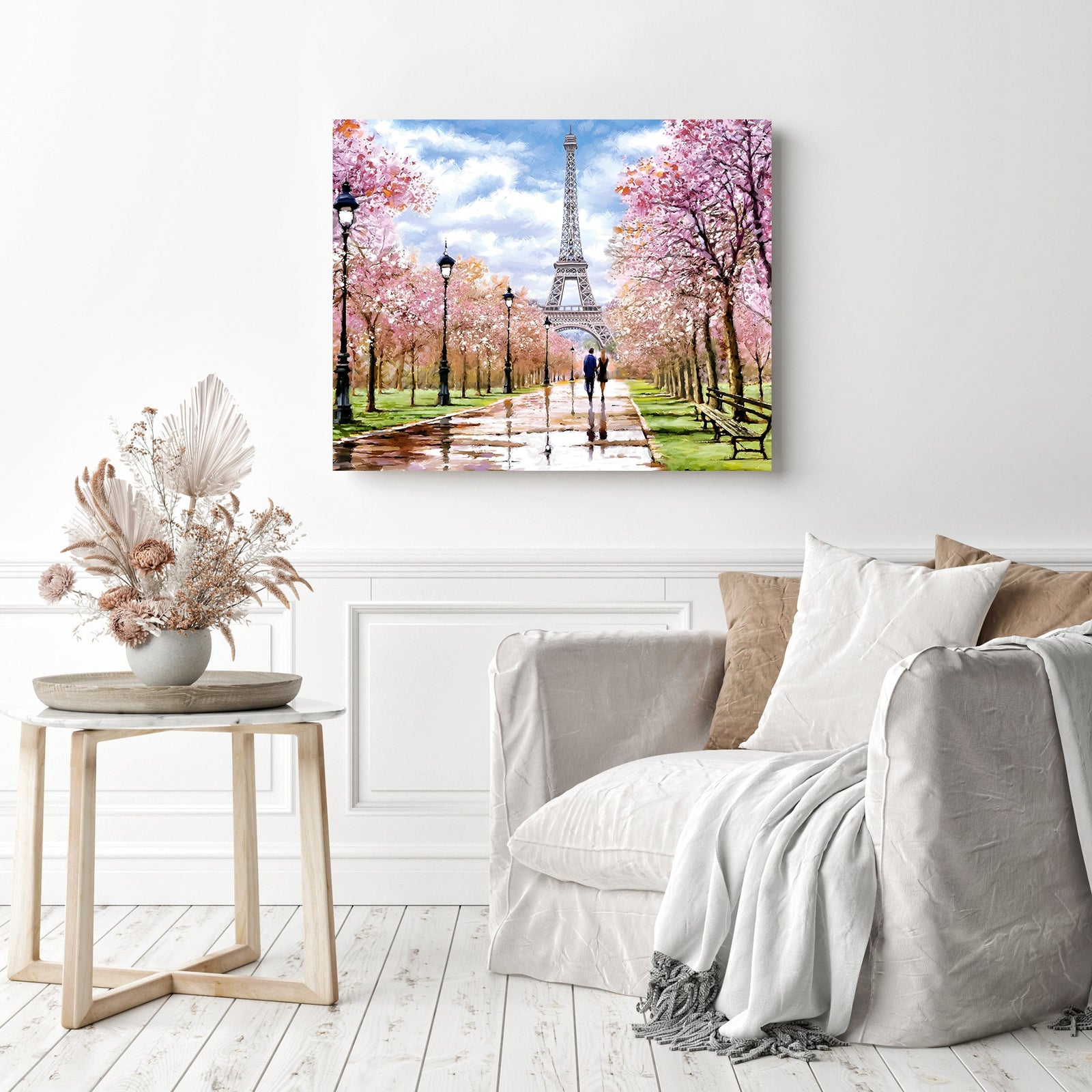 Romantic Eiffel Walk | Diamond Painting Displayed as Home Decor