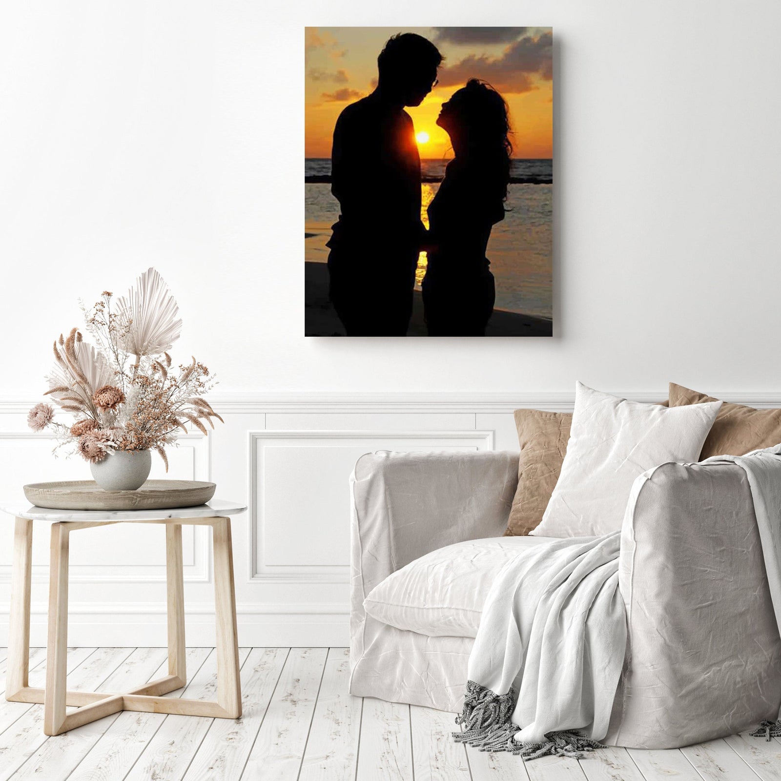 Couple in Love | Diamond Painting Displayed as Home Decor