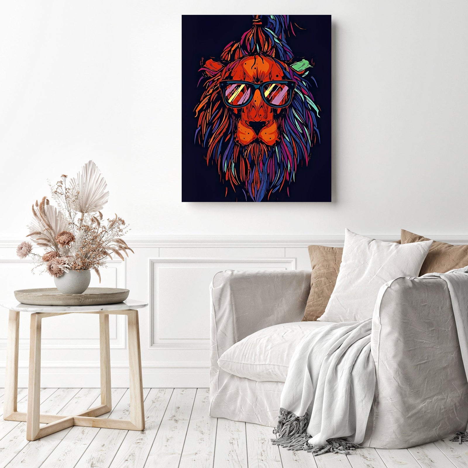 Lion Hipster | Diamond Painting Displayed as Home Decor