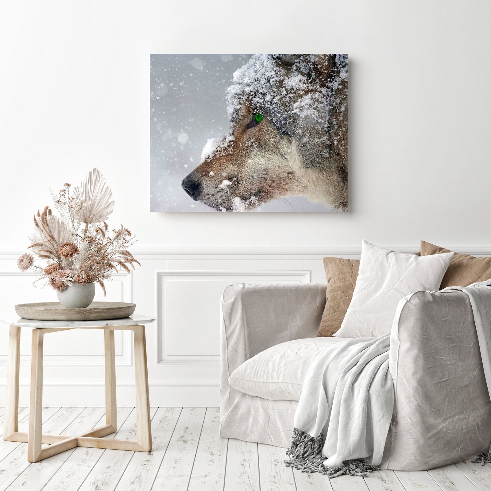 Green Eye Wolf Predator | Diamond Painting Displayed as Home Decor