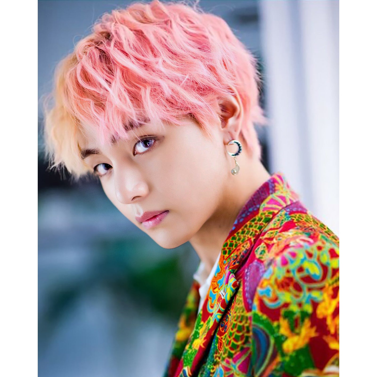 BTS V with Pink Hair | Diamond Painting Design - Full Drill Diamond Art with 5d Square or Round Diamonds - AB Drills Available