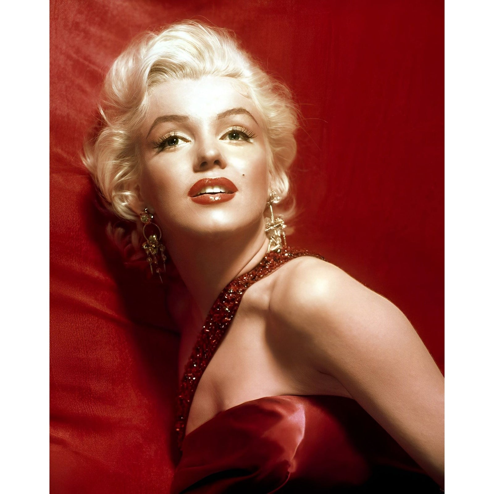 Marilyn Monroe Elegance | Diamond Painting Design - Full Drill Diamond Art with 5d Square or Round Diamonds - AB Drills Available